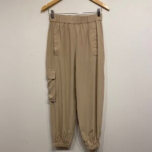 Cuyana Tan Washable Silk Cargo Joggers Size Small